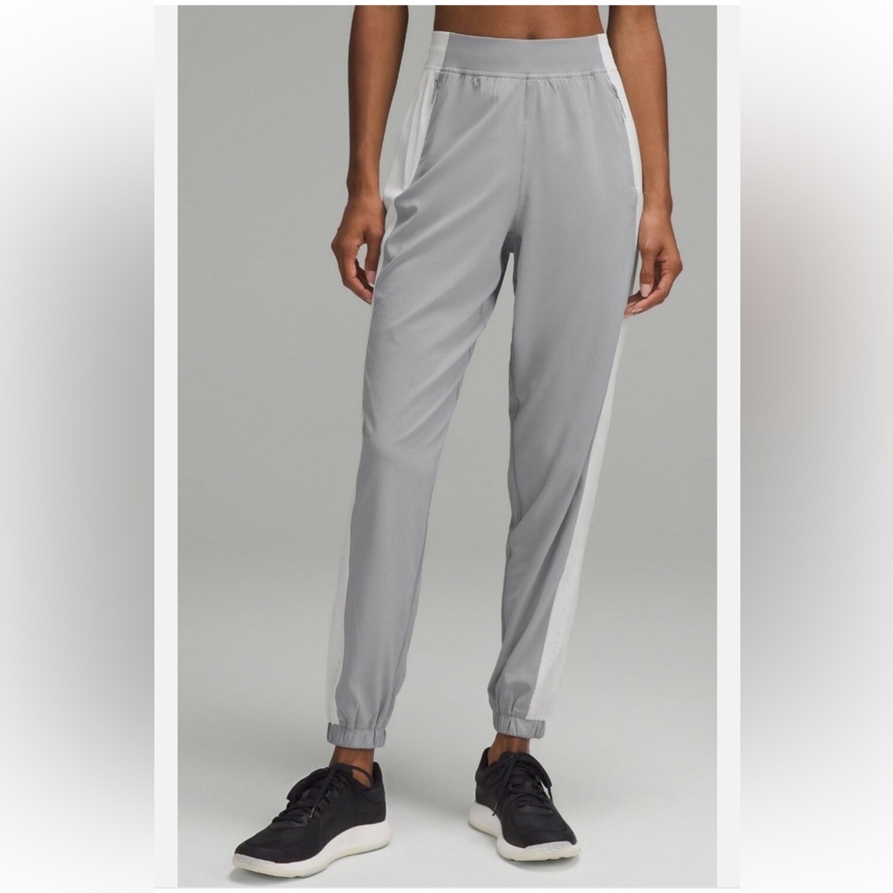 Lululemon Adapted  State High-Rise Jogger - Colourblock -Rhino Grey/Light